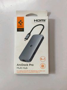 Spigen ArcDock Pro Multi Hub