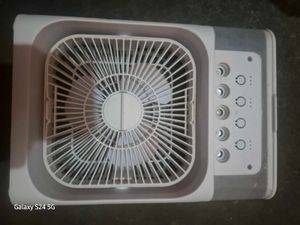 Mini Cooling Fan &amp; Humidifier ( Air Cooler )