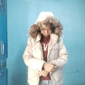 Beutiful Sweater With Father Cap
