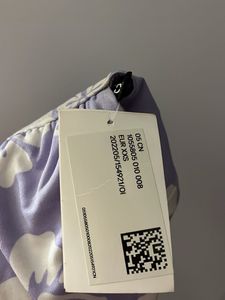 H&amp;M Women’s Lilac Halter Neck Crop Top