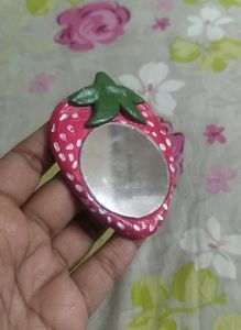 Strawberry Mirror 🪞 🍓