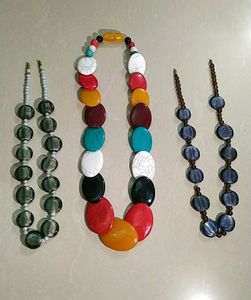 Fashionable Neck Piece