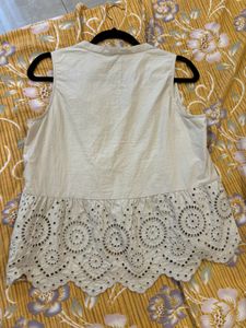 GAP Sleeveless Top