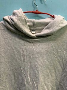 Gray Uniqlo original  Hoodie