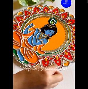 Krishna&#39;s Bliss: Lippan Art with Floral Mandala🌸