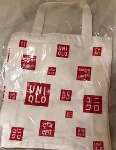 UNIQLO CANVAS PRINTED INITIALS TOTE BAG
