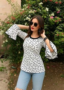 🤍✨Price Drop! Peplum Top - Geometric Print