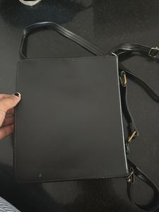 Black &amp; Gold Accent Bag