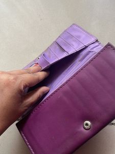 hand wallet