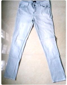 Pale Blue Denim Jeans 👖