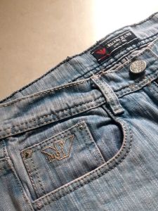 Light Wash Denim Jeans
