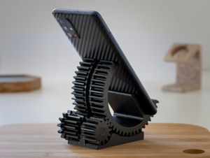 Gear Design Phone Stand