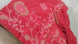 Beautiful Saree With Blouse 💝