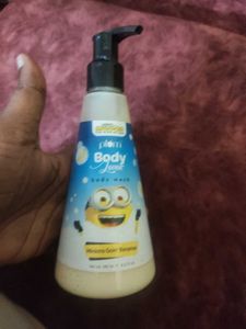 Plum BodyLovin' Minions Body Wash