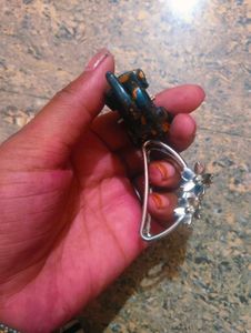 2 Hair Clutcher With head sticker