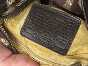 coach  authentic handbag