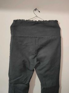 Distressed Hem Denim Jeggings