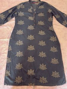 A Line Kurta- Green (Pocket Facility)