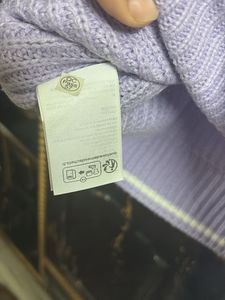 H&amp;M New Cropped Sweater