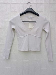 New with tag Pinterest Chic White Long Sleeve Top