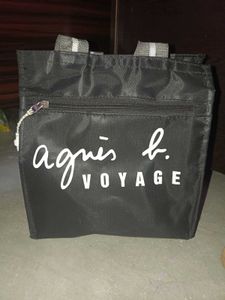 Side And Lunch Bag With 2 Sunglasses