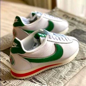 *NIKE CORTEZ FOR MAN*