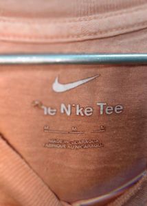 Nike Peach T-Shirt