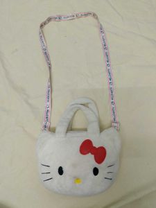Hello Kitty mini sling
