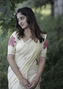 Pastel Red floral Tissue set saree 😍😍😍