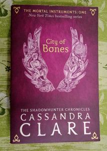 City of Bones - The Mortal Instruments: Part 1