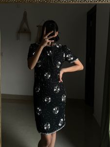 Adrianna Papell  Vintage Beaded COCKTAIL Dress ♠️