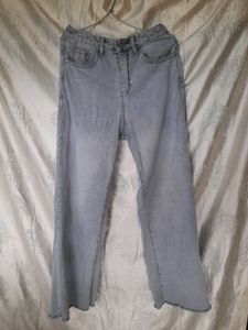 Light  Wide Leg Jeans