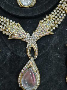Elegant Rhinestone Necklace Set