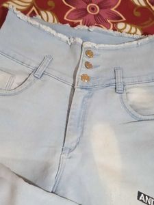 I Am Not Use This Jeans