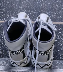 men Sneakers