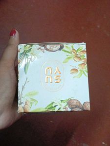 Almond Nourishing Body Cream
