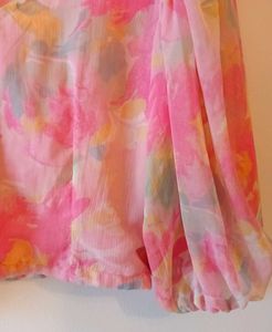 Sera Pretty Pink Floral Top