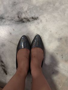 Metallic Flats, Shiny and classic