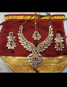 Kundan Set