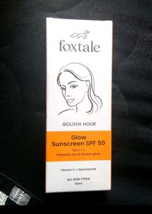 Glow sunscreen sealed spf 50