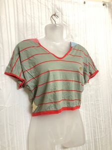 Nigi Short Sleeve Crop Top