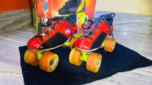 Jonex Skates Shoe (size-UK-6to8)