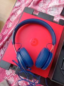 BEATS EP WIRED PREMIUM HEADPHONE