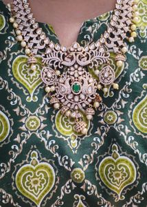 short necklace
