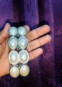 White Pearl Chunky Bracelet