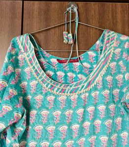 Kurta and Dupatta No Pant XL