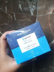 Aqualogica 5 Barrier+ Hydra Gel Moisturizer