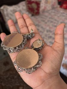 Floral Beaded Earrings