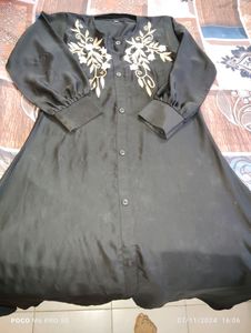 Abaya Black Color With Embroidery Work