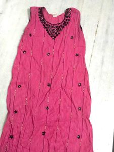 Pink Striped Sleeveless Kurti With Mirror Work